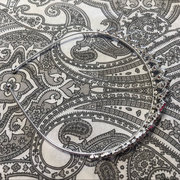 ⬇️ Rhinestone tiara - Picture 3 of 6